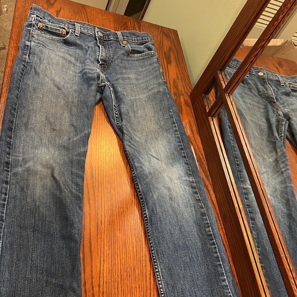 MENS LEVI JEANS - Picture 3 of 3